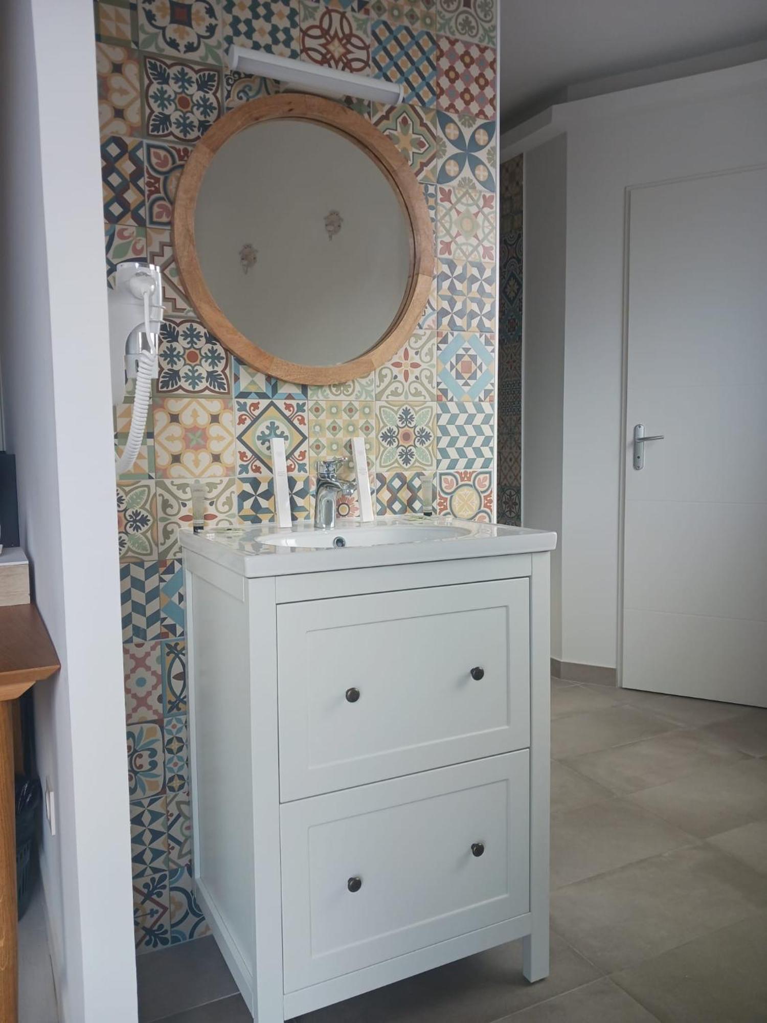 Aracari Hotel Villars-les-Dombes Eksteriør billede