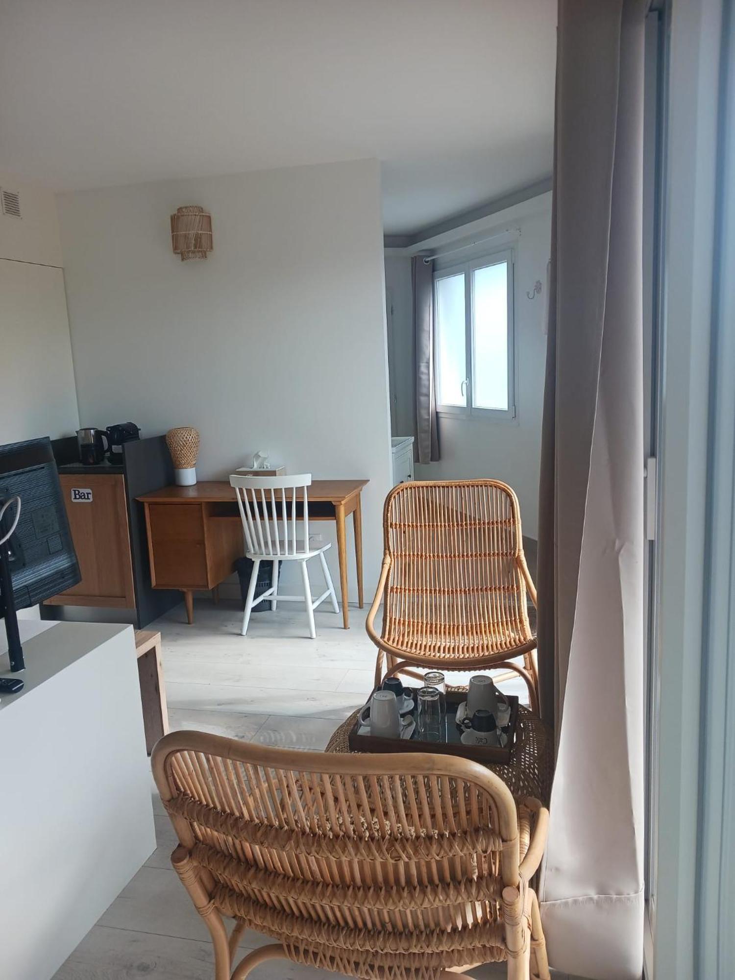 Aracari Hotel Villars-les-Dombes Eksteriør billede